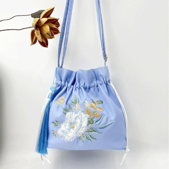 Women Chinese Hanfu Bag Floral Animal Embroidered Cloud Crossbody Drawstring Han - Picture 5 of 6